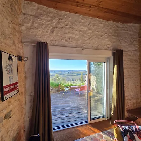 La Chabourne Des Remparts Holiday home *