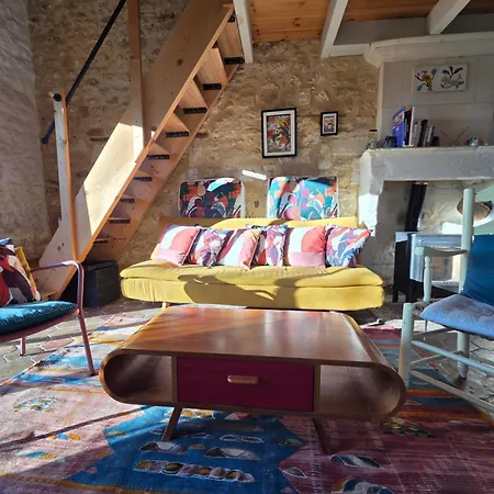 Holiday home La Chabourne Des Remparts *