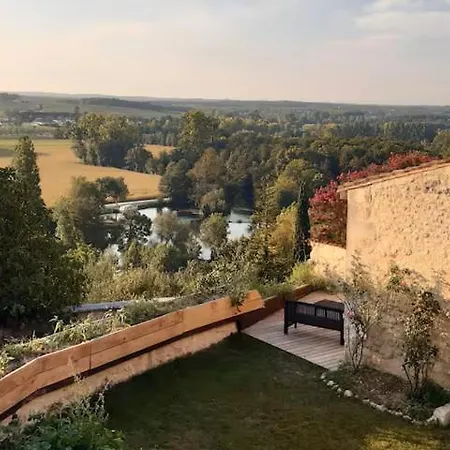 La Chabourne Des Remparts Saint-Simeux