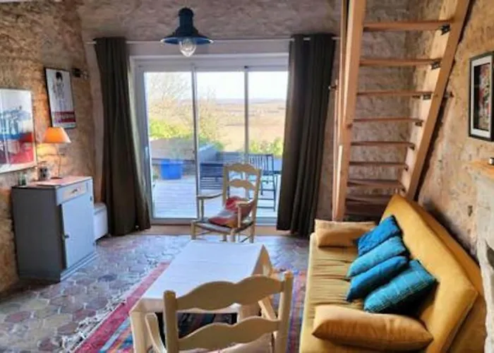 Сasa de vacaciones La Chabourne Des Remparts Saint-Simeux