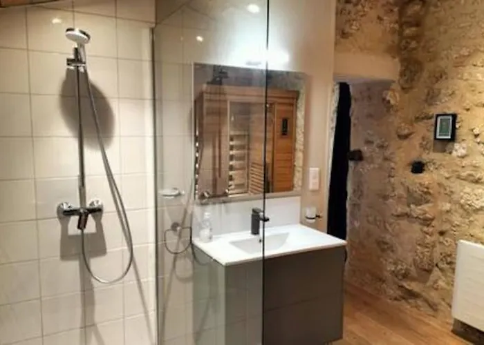 Сasa de vacaciones La Chabourne Des Remparts